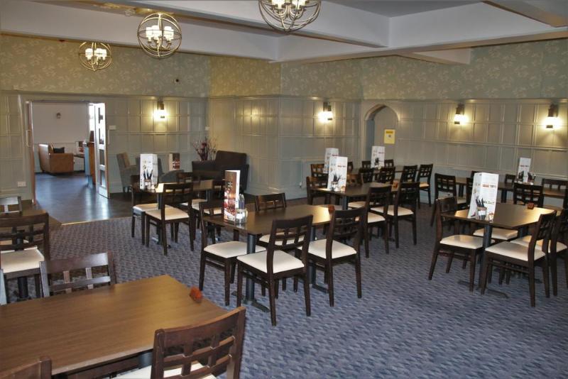 The Golden Lion 3*