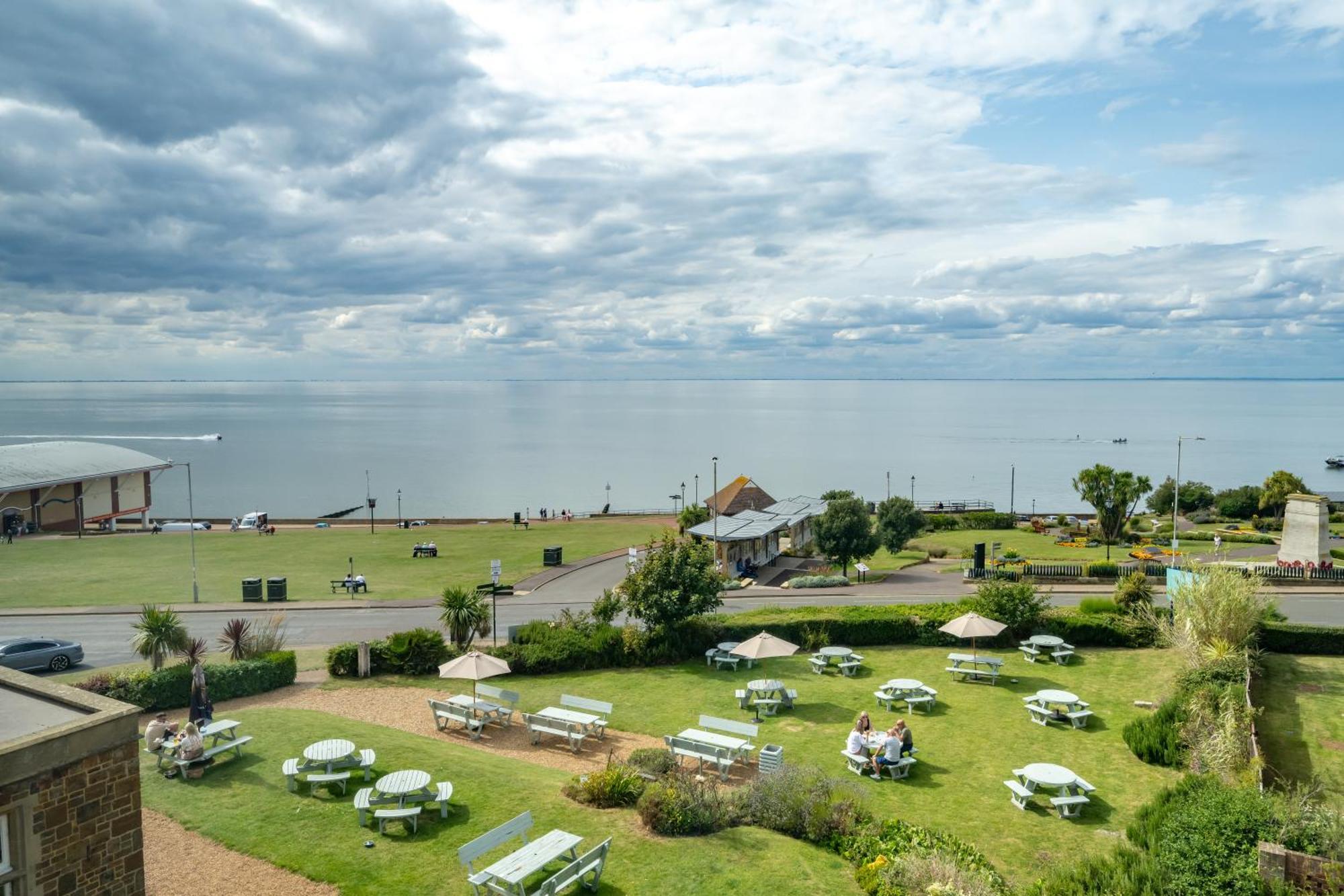 The Golden Lion 3* Hunstanton
