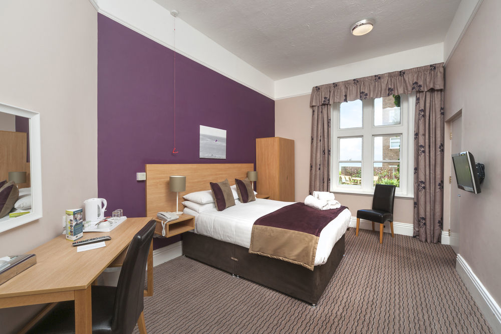 The Golden Lion 3*